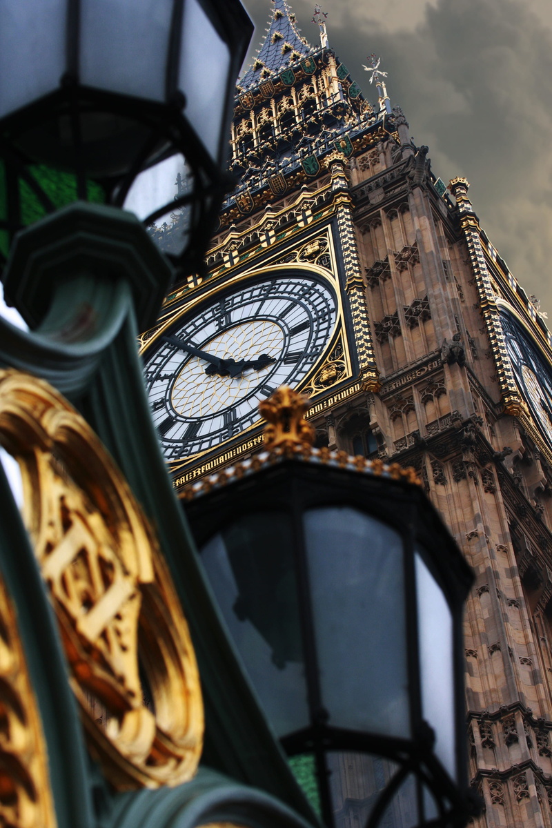 clock, architecture, built structure, torre, outdoors, tower, time, clock tower, clock face, historian, nature, minute hand, 4K, travel destinations, london