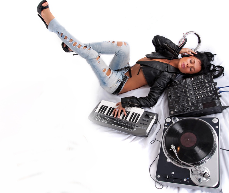 hd, models, 2K, Music, headphones, x, art, girl, women, dj, entertainment