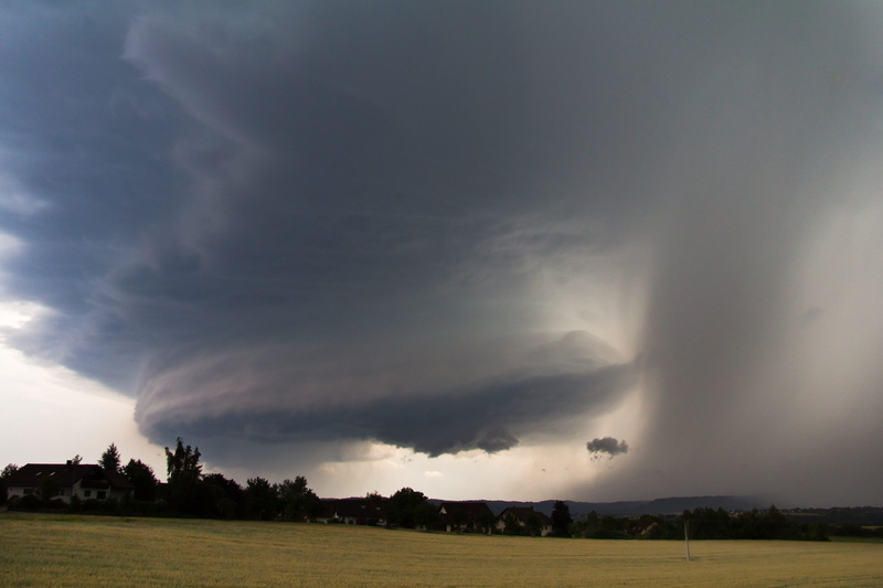 power in nature, cumulonimbus, storm, shelf cloud, ominous, plant, cloud - sky, beauty in nature, silhouette, storm front, scenics - nature, tranquil scene