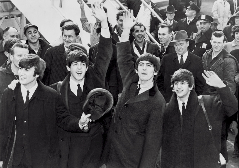 in a row, music, 2K, women, event, arts culture and entertainment, crowd, ringo starr, february 7, group, group of people, george harrison, standing, government