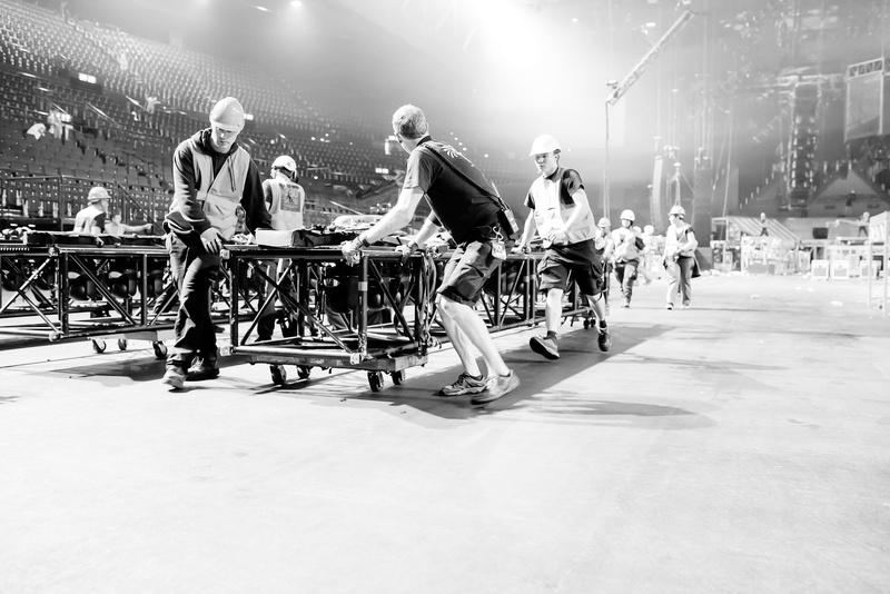 music, zürich, women, leisure activity, live, stage - performance space, real people, enjoyment, performance, stage, activity, hallenstadion, spectator