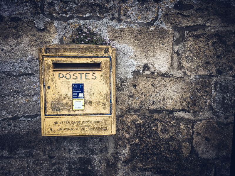 france, stone wall, outdoors, text, wall - building feature, 4K, vic-sur-aisne, letter, weathered, postes, old, distressed, correspondence, mailbox, architecture
