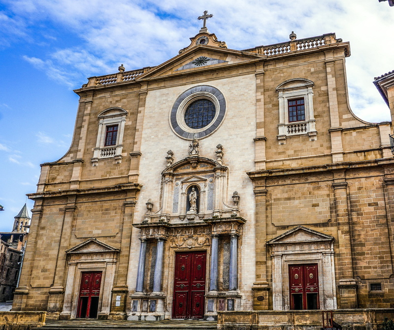 day, outdoors, religion, 4K, history, window, old, place of worship, sky, belief, travel, church, no people, facade, building exterior, clock, building