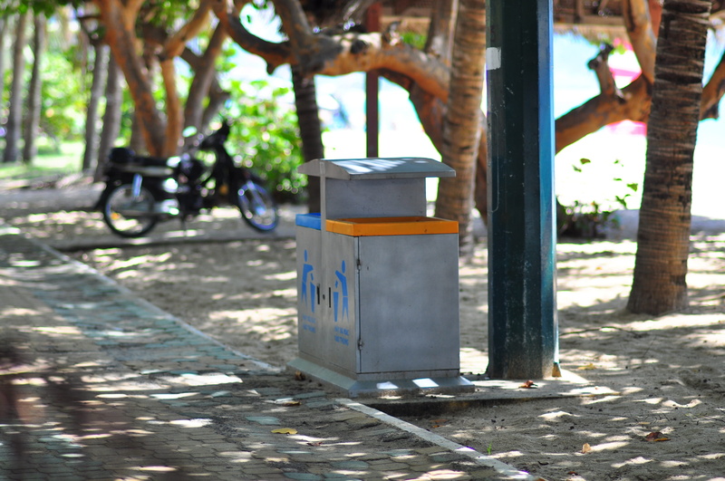 day, lifestyles, footpath, incidental people, street, urban, toxic, 4K, real people, box, garbage, tree trunk, waste, recycling, environment, recyclable