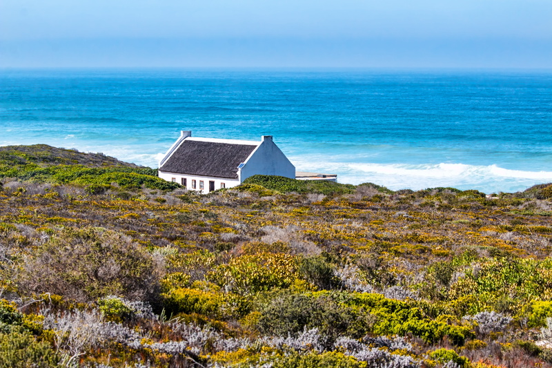 southern cape, tranquil scene, building, 5K, cottage, vacation, ecology, relax, shrubs, ocean, horizon over water, idyllic, architecture, no people, landscape