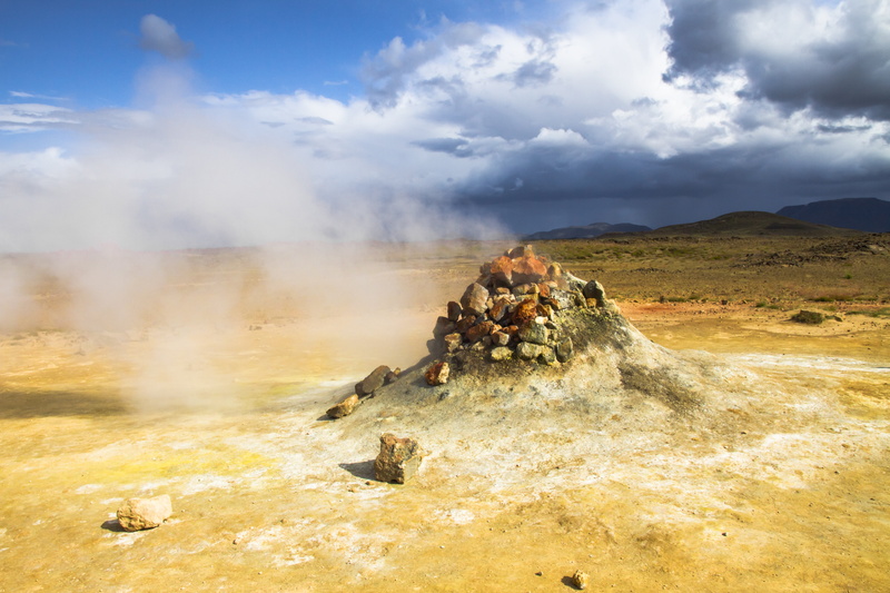 physical geography, climate, volcano area, tranquil scene, nature, landscape, volcanism, group of people, environment, non-urban scene, heat - temperature
