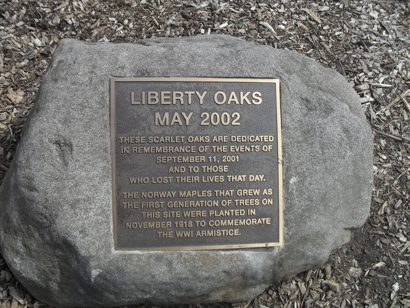 stone, grave, 9 11, liberty oaks, high angle view, text, famous Place, western script, remembrance, terrorist attack, oaks, close-up, new york, september 11
