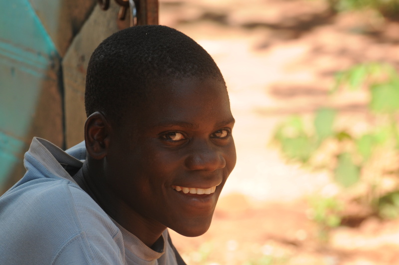 one person, cheerful, toothy smile, african, young adult, happiness, focus on foreground, teenager, 4K, looking at camera, emotion, adult, sympathy, human face
