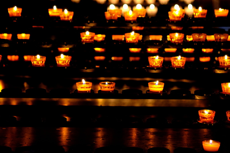 nightlife, wax candle, refreshment, thoughtful, pain, reflection, spieglung, food and drink, bar - drink establishment, light timer, mourning, bill, shadow