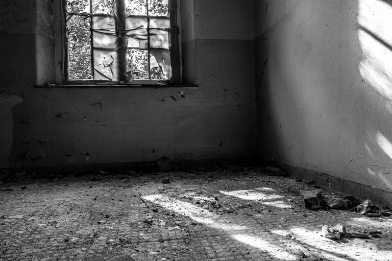 past, run-Down, Space, masonry, transience, black And White, wall - Building Feature, broken, architecture And Buildings, indoors, day, building, no People