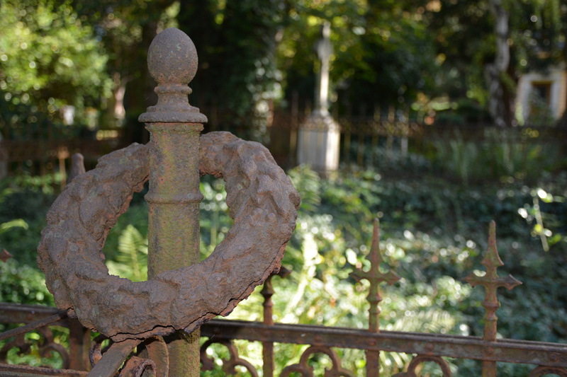 cemetery, tree, plant, mourning, potsdam, hope, bornstedt, die, metal, death, farewell, art and craft, no people, old, rusty, human representation, sadness