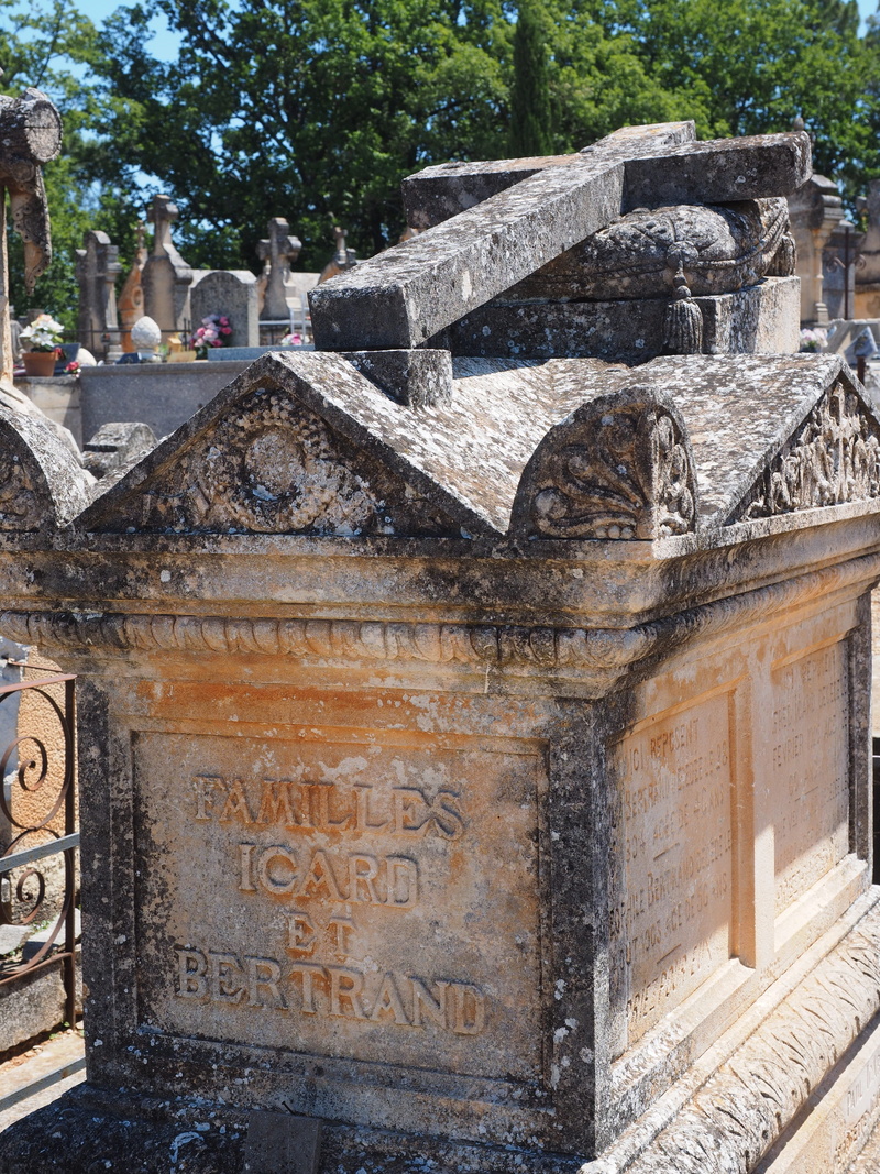 loneliness, monuments, farewell, old cemetery, roussillon, funeral place, religious, building, bury, monumental, architecture, death, survivors, gods acre