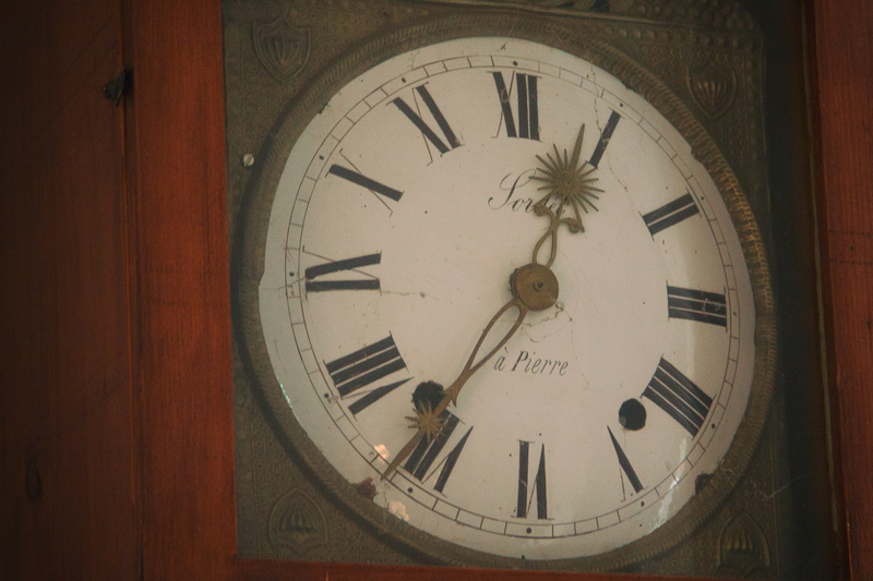 wall - building feature, accuracy, new, clock, numerals, face, roman numeral, wall clock, instrument of time, clock hand, detail, antique, one, midnight