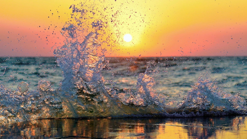 outdoors, splashes, Sun, nature, 1080P, sunset, beauty in nature, people, horizon over water, idyllic, tranquility, splashing, horizon, water, sky, scenics - nature