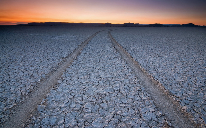 transportation, beauty in nature, direction, drought, tranquility, outdoors, salt flat, 1080P, nature, concrete, summer, gray, asphalt, protector, mountain