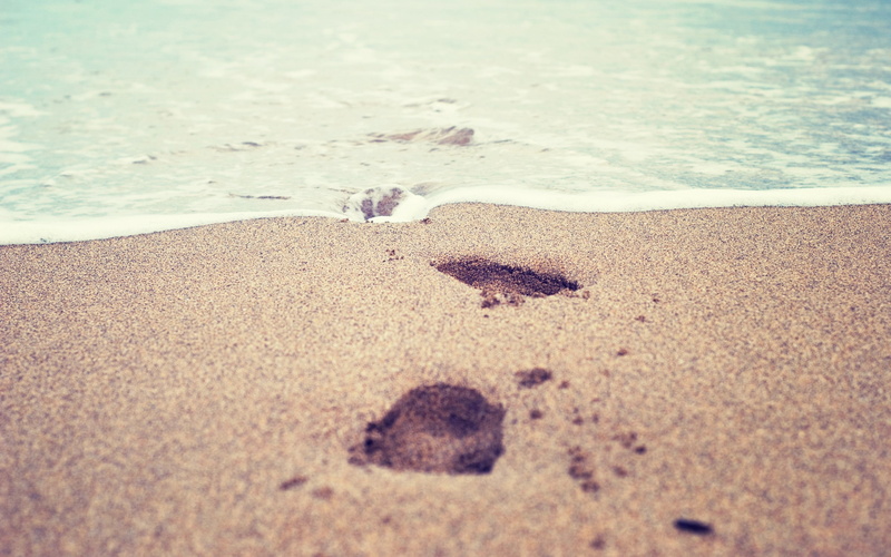 beach, aquatic sport, solid, sand, beauty in nature, surface level, close-up, day, footprints, 2K, water, selective focus, sport, no people, nature, land