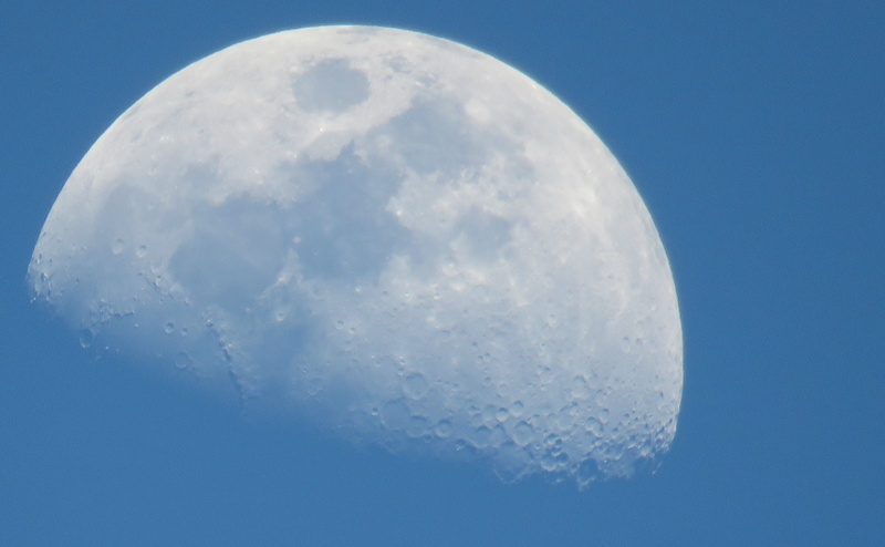 planet, close-up, sky, 4K, craters, frozen, astro, outdoors, blue background, envigado, colombia, no people, science, single object, white color, clear sky