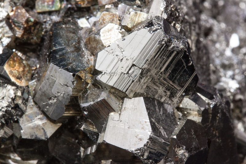 textured, crystal, silver colored, pyrite, semi-precious gem, outdoors, 4K, pyrites, jewelry, idiomorphe crystals, sulfur, rock, sulfide, solid, cube