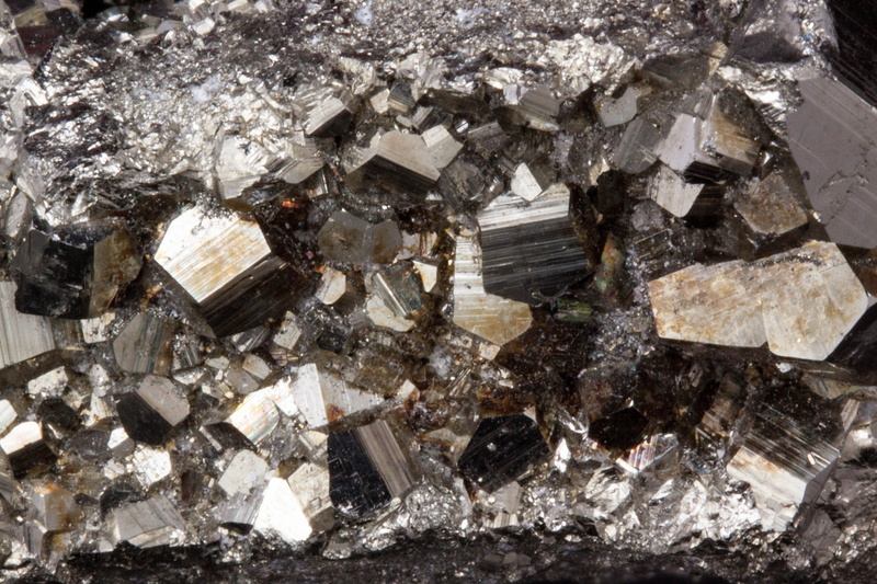 textured, cube, sulfide, geology, quartz, breaking, iron, nature, idiomorphe crystals, large group of objects, backgrounds, rock, full frame, pentagondodekaedern
