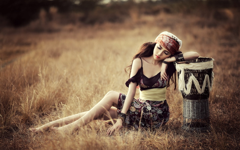 2K, women, Asian, dry grass, model