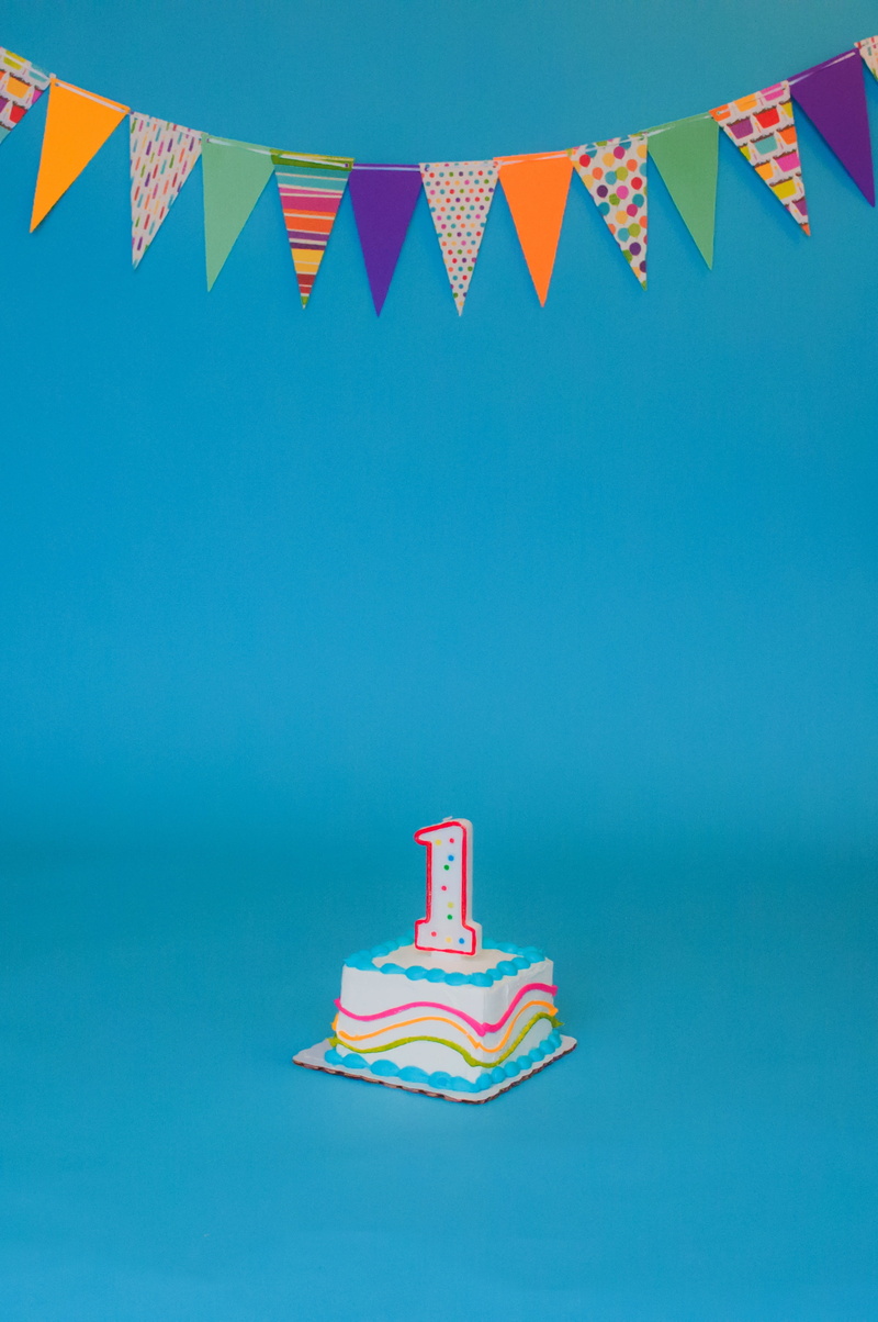 sky, no people, lockscreen, one, hanging, celebration, studio shot, decoration, bunting, clear sky, day, age, candle, celebrate, colored background
