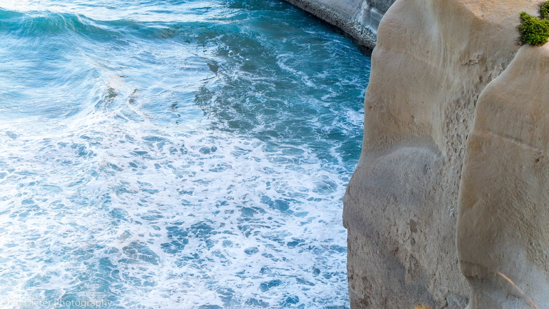 solid, rocks wall, rock, high angle view, power in nature, nature, Pacific Ocean, beauty in nature, no people, rock - object, aquatic sport, rocks, flowing water