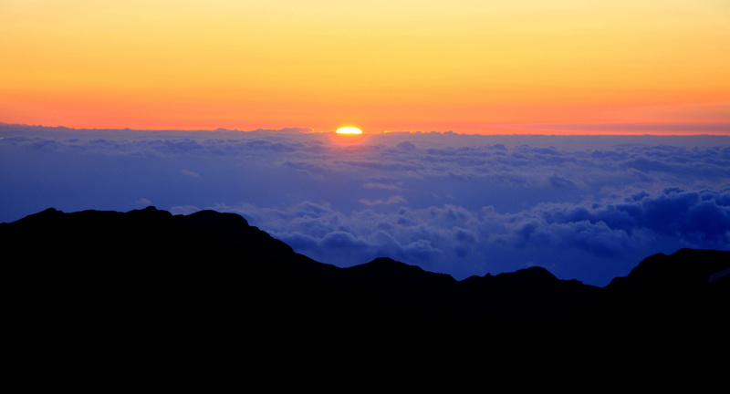 tranquil scene, nature, silhouette, cloud - sky, no people, mountain range, sunset, beauty in nature, scenics - nature, scenics, idyllic, Haleakala, sun