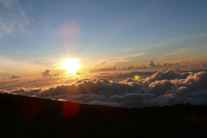 sunrise, no people, scenics, scenics - nature, sunbeam, view, silhouette, 2K, mountain, haleakala, orange color, cloud - Sky, outdoors, bright, landscape