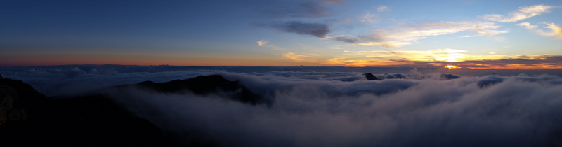 dramatic sky, travel destinations, fog, sunlight, sea, Haleakala, no people, tranquil scene, morning, nature, idyllic, scenics - nature, sunrise - Dawn