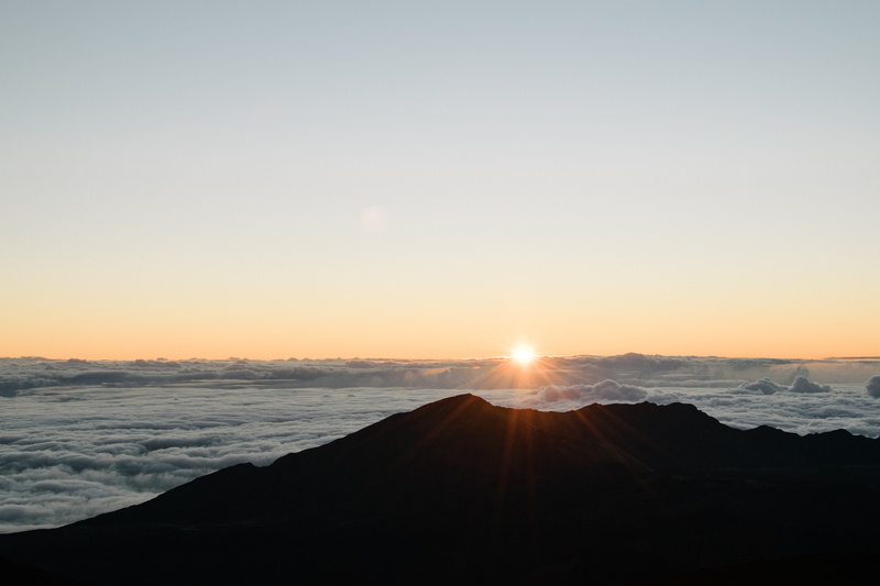 idyllic, sun, maui, environment, outdoors, 5K, kula, sea, sky, sunset, tranquility, sunbeam, lens flare, nature, hawaii, haleakalā national park, clouds