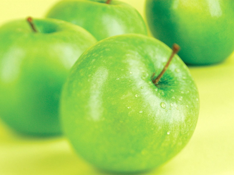 drops, dieting, colored background, sweet Food, organic, nature, healthy Lifestyle, plant stem, focus on foreground, apple - Fruit, close-up, green, snack