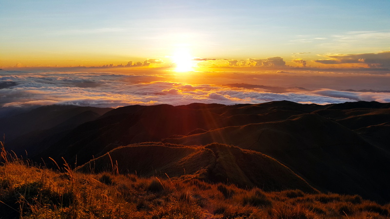 sky, travel destinations, golden, tranquility, idyllic, landscape, beauty in nature, no people, hour, sunset, outdoors, photo, romantic sky, sunlight, scenics - nature