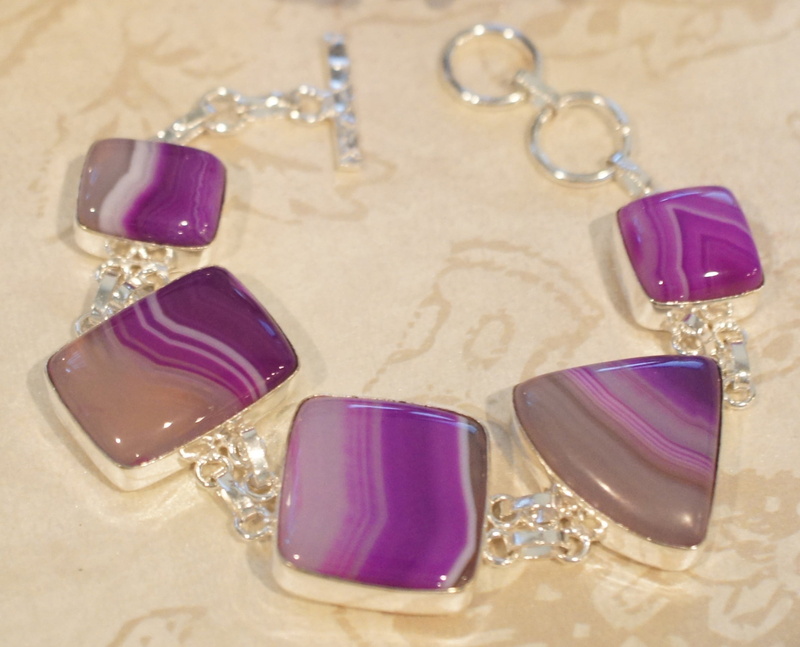 gemstone, elegance, jewelry, variation, sterling, purple, white, 1080P, crystal, still life, high angle view, setting, close-up, necklace, glamour, shiny