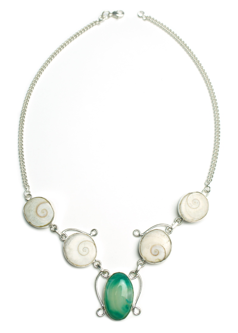 luxury, shape, design, gem, elegance, fashion, geometric shape, huge, blank, white, fancy, gemstone, clasp, copy space, cut out, jewellery, sphere, wealth