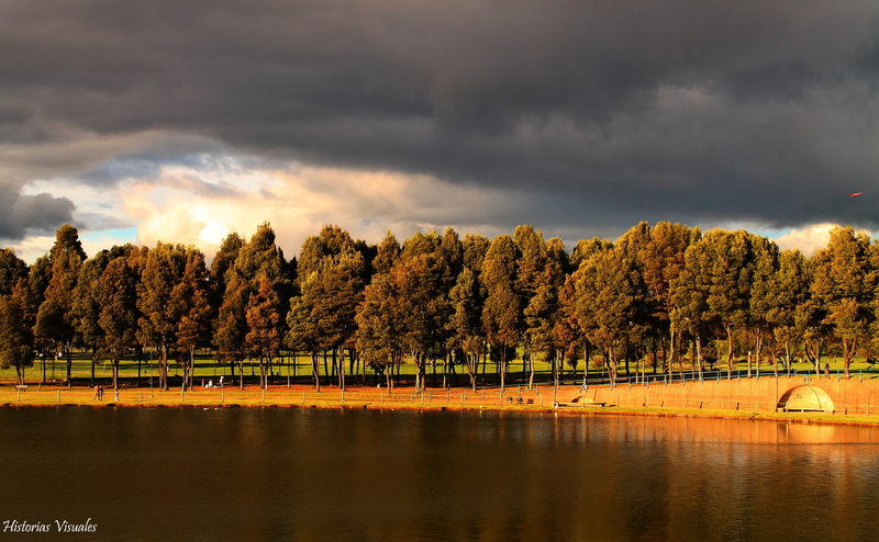 parque, melancolia, ominous, idyllic, scenics - nature, Storm, la, water, simon bolivar, tranquil scene, waterfront, atardecer, tormenta, Bogota, autumn