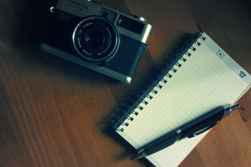 notebook, lay, slr, high angle view, pen, old-fashioned, technology, black, spiral, photography themes, note pad, office, still life, book, business, day