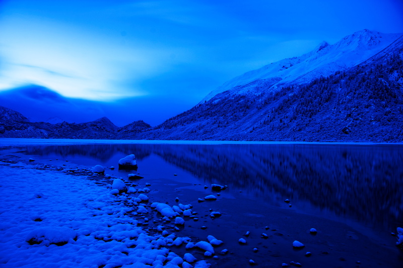 body of water, night view, sky, travel, landscape, reflection, covered, sony  a99, 5K, Lake, beauty In Nature, blue, beside, snow, scenics, nature, mountains