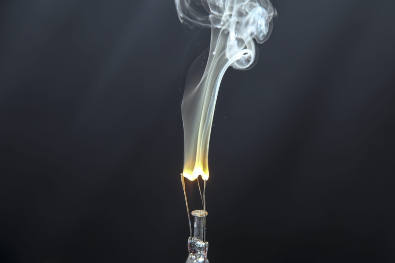 indoors, 5K, extreme, copy space, motion, flame, close-up, hot, bulb, smoke, creative, intense, broken, fire, matchstick, studio shot, lighting equipment