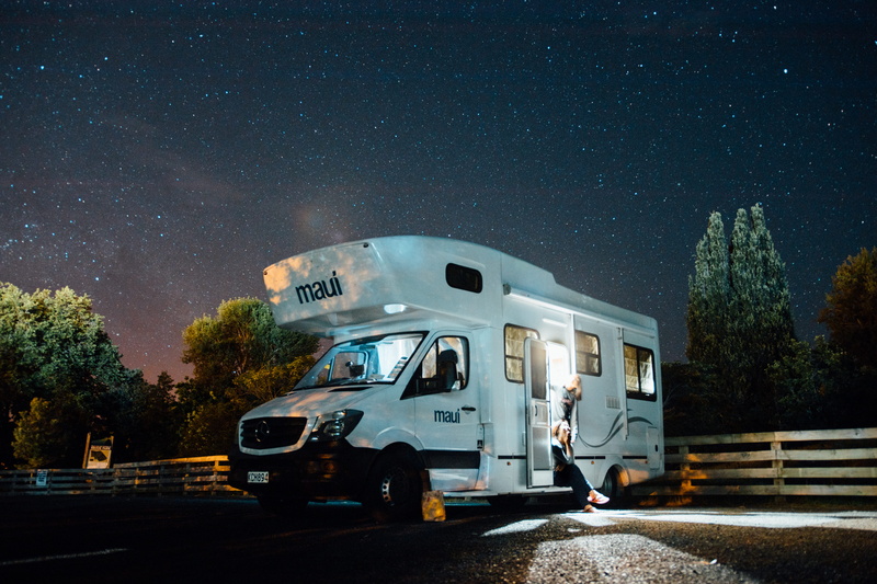 lights, c, star, motorhome, star field, tree, truck, rv, mode of transportation, campervan, commercial land vehicle, outdoors, star - space, maul, transportation