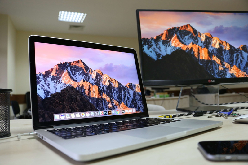 winter, mountain, screen, cold temperature, connection, no people, office, 4K, sierra, electrical equipment, macos, personal accessory, macbook, equipment