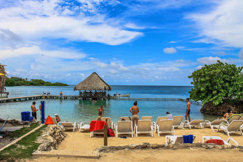 lagune, day, cartagena de indias, Sun, tranquility, tree, tranquil scene, incidental people, 4K, sea, beauty in nature, sky, Beach, chair, water, cloud - sky