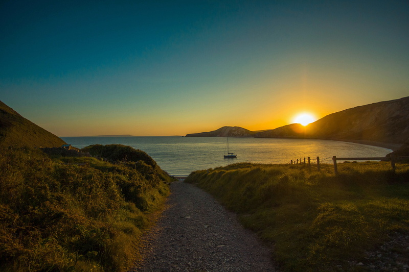 scenics, sea, beach, lagune, country, nature, worbarrow bay, 4K, blue, land, idyllic, outdoors, beauty in nature, mountain, grass, dorset, plant, sunset