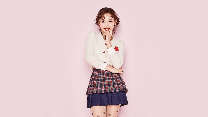 Nayeon (Singer), Twice (Band), Twice, Singer, Korean, K-Pop, Smile, 1080P, Redhead, Brown Eyes, Band (Music), Woman, Asian
