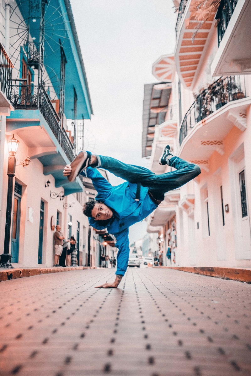 dance, sky, lifestyles, dancing, fashion, outdoors, full length, street, 5K, fun, town, performance, balance, bboy, casual clothing, daylight, pavement