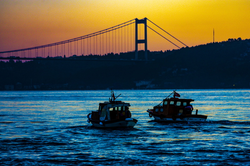 water, transportation, waterfront, nautical vessel, sea, engineering, bosphorus, waves, bridge, built structure, hulki okan tabak, boats, mode of transportation