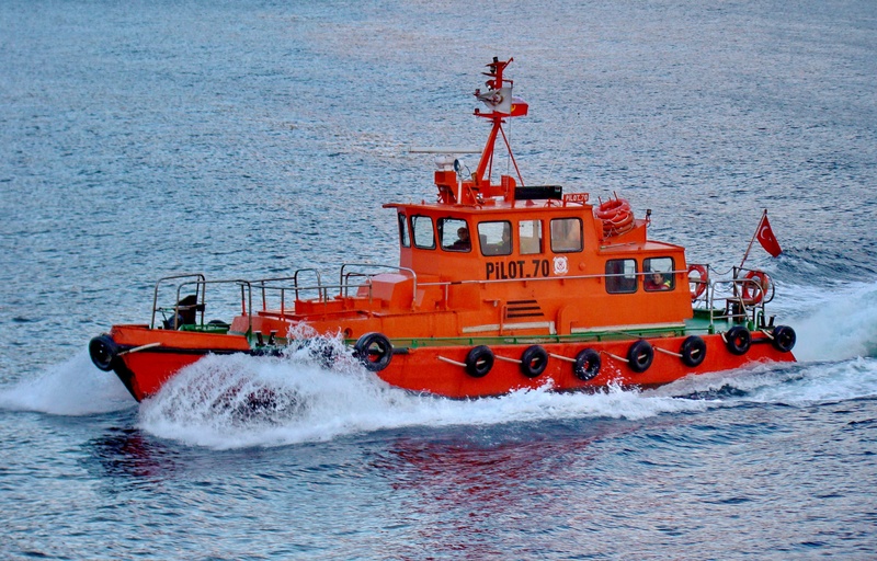 2K, ship, canal, la mer noire, motion, piloto de barco, mode of transportation, clouds, strait, channel, turkey, nature, red, le navire, sea, pilot, the pilot