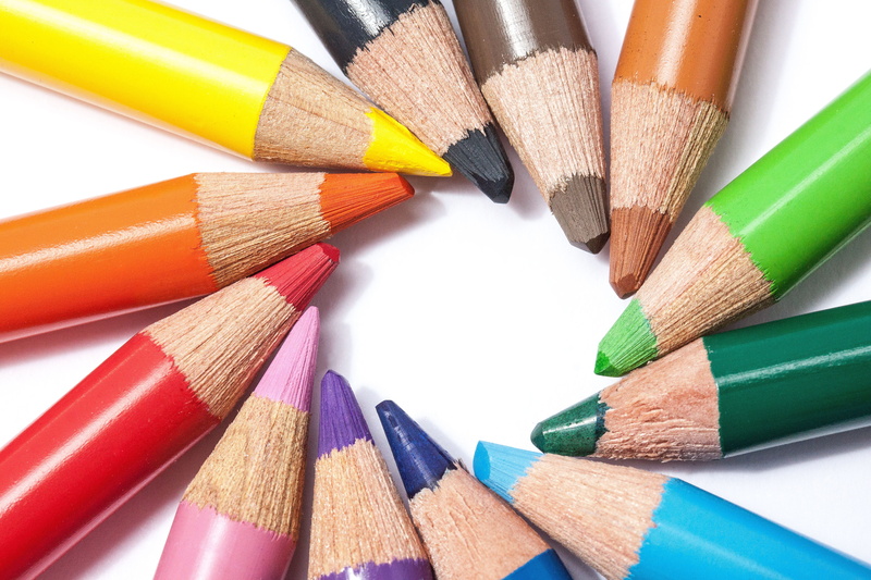lacquered wood, photography, multi Colored, craft, high angle view, pencils, creativity, color circle, cover of the mine, group of Objects, leave, star