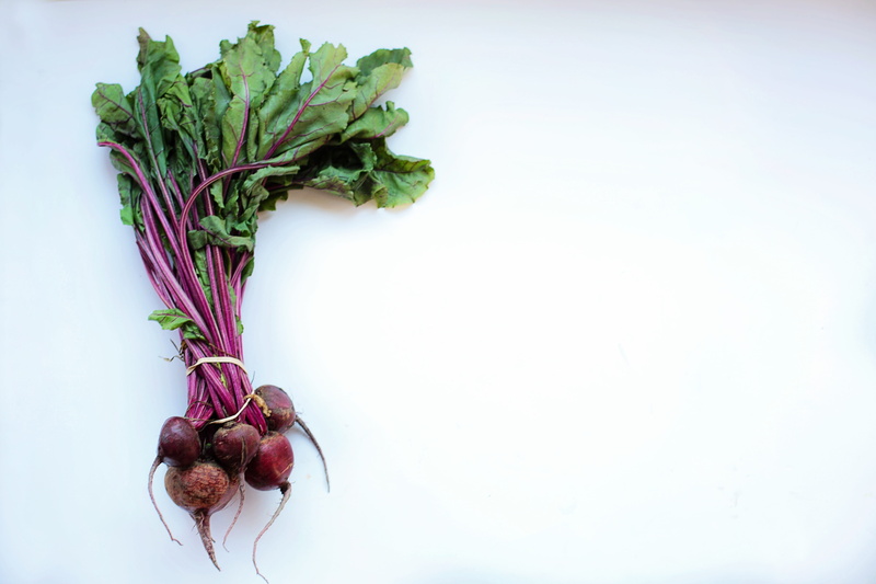 vegetarian, produce, common beet, organic, 5K, red, harvest, frame, vegetarian Food, no people, root vegetable, indoors, green color, Diet, radish, copy space