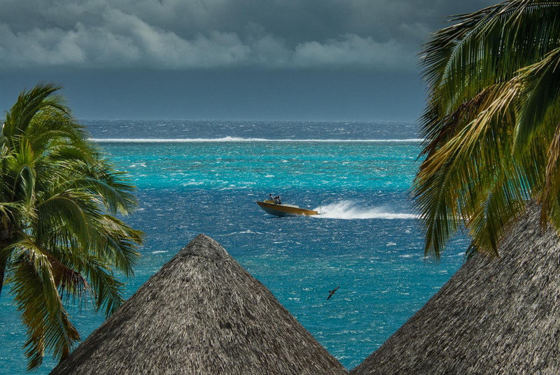 stormy, view, paradise, isla, speed, beach, boat, cloudy, tahiti, tropical, 720P, clouds, islands, polynesia, ocean