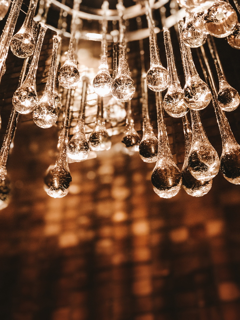 icicle, wealth, ice, light fixture, united states, nature, close-up, shine, bright, glass, accessory, clear, diamond, lighting equipment, chandelier, pattern